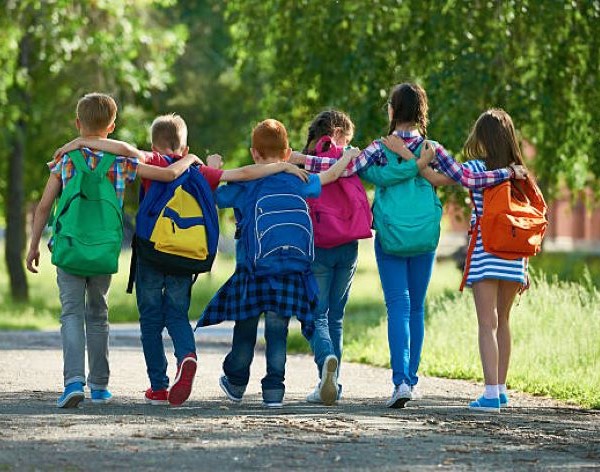 VS Frohnleiten - 20241209-Schultaschenaktion.jpg